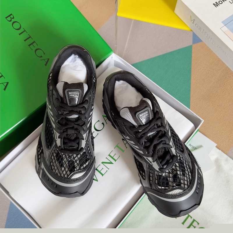 bo*te*ga Ve*ne*ta casual shoes